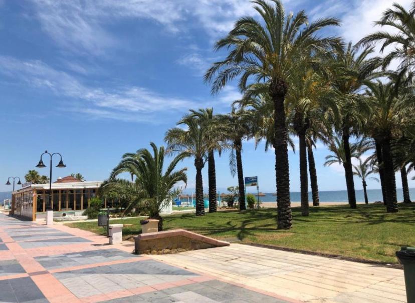 Apartamento En La Carihuela Torremolinos Eksteriør bilde